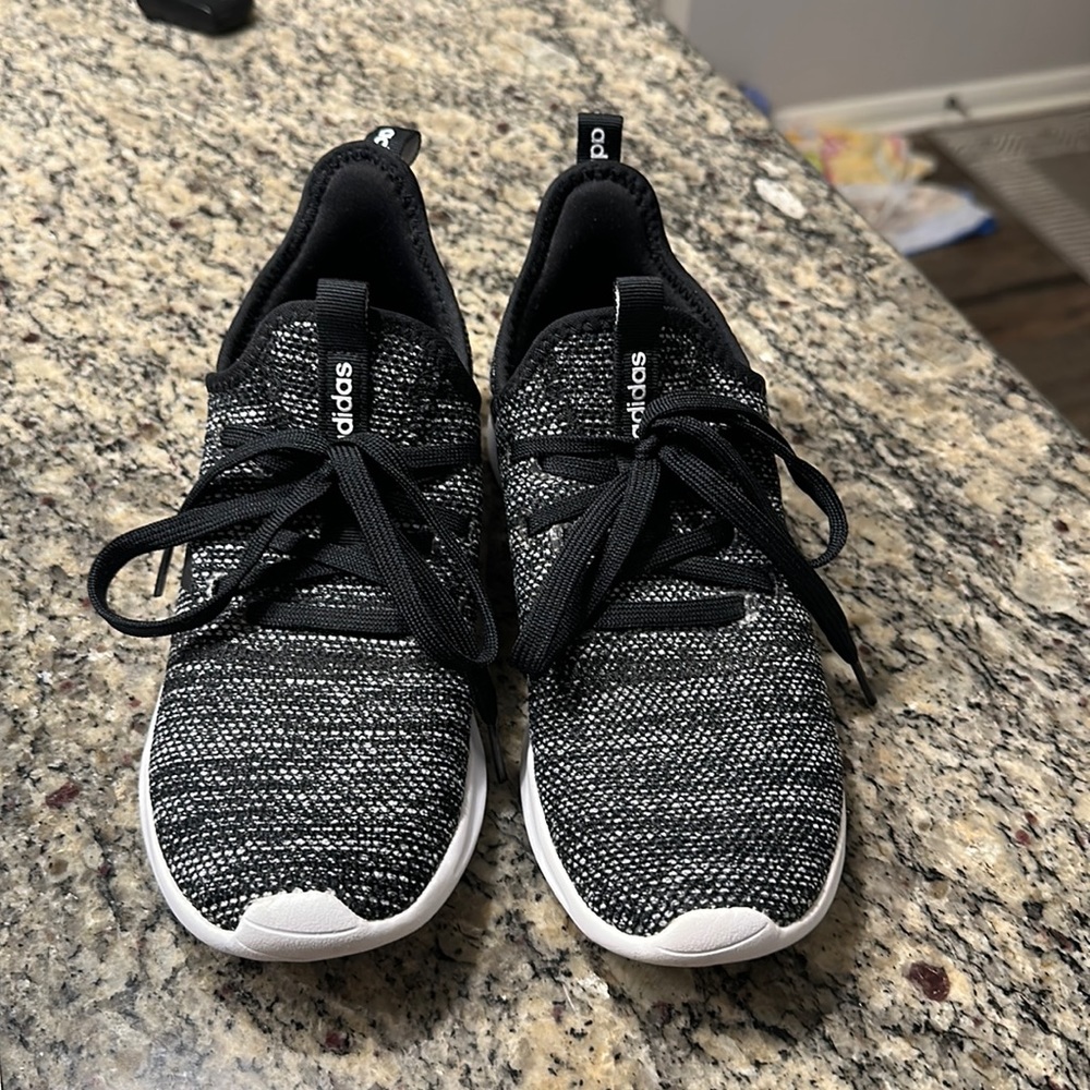 Adidas cloudfoam sneakers